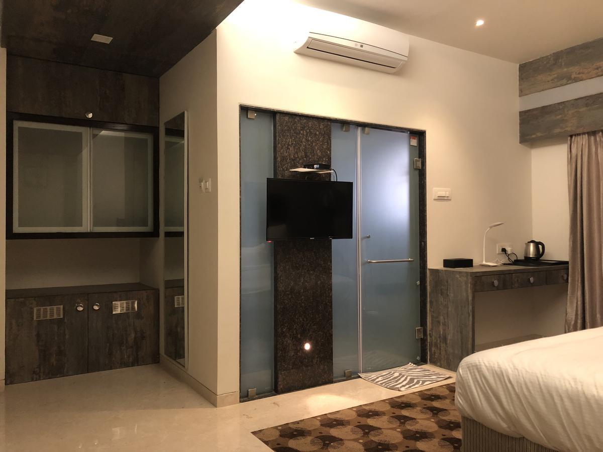 Hotel Sharanam Shegaon Dış mekan fotoğraf